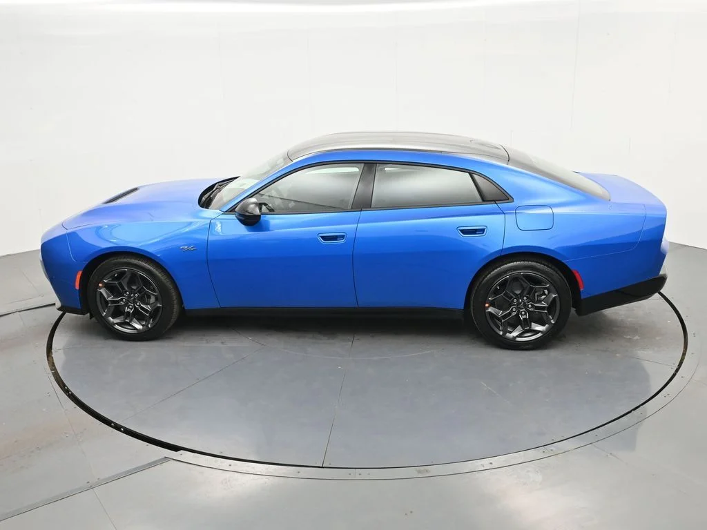 New 2026 Bludicrous Exterior Paint Dodge R/T image 32