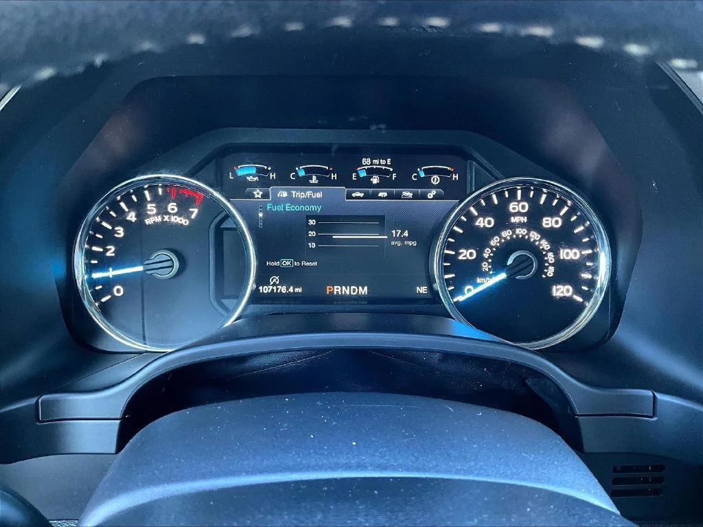 Used 2020 White Ford Lariat image 14