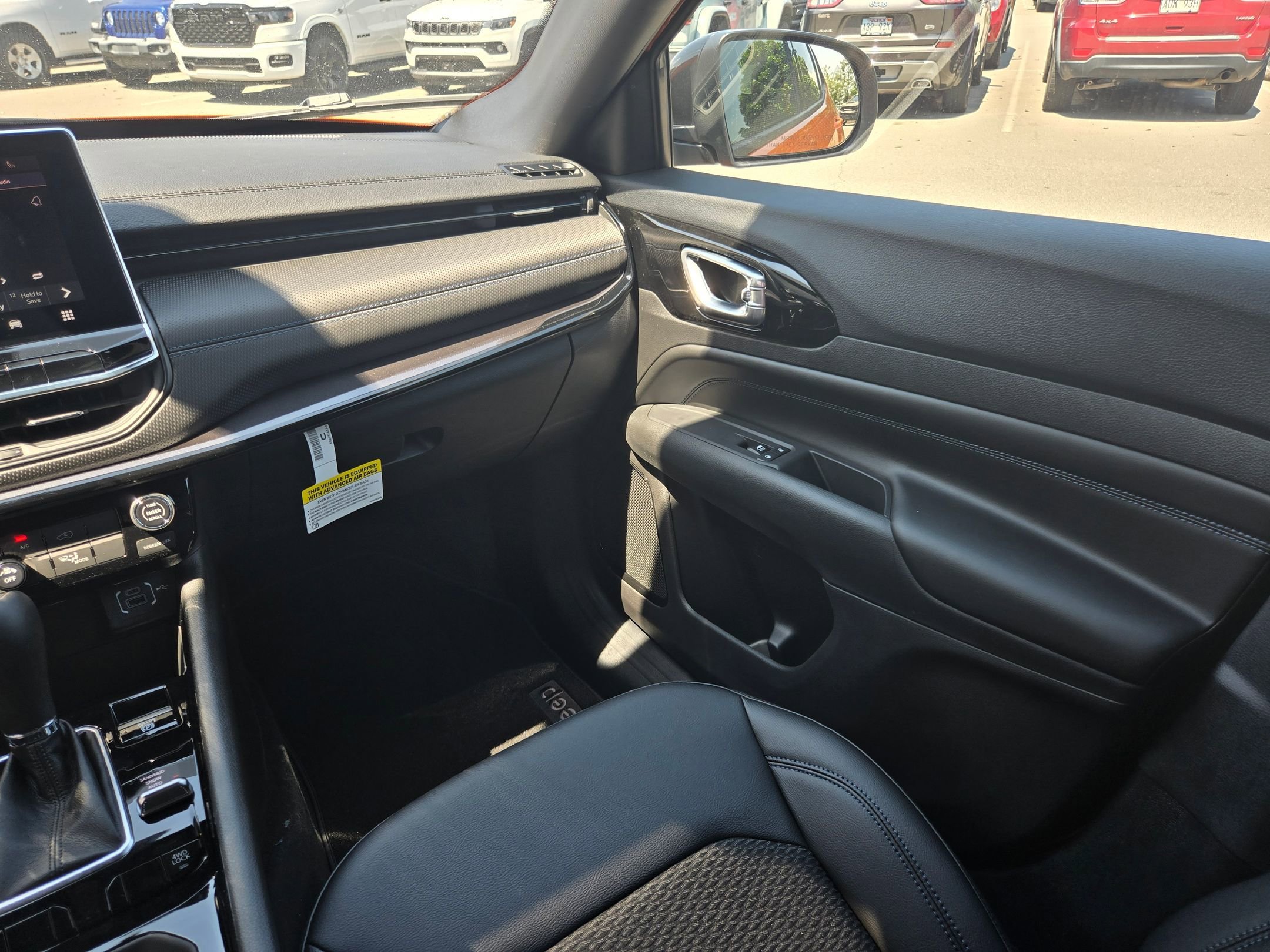New 2026 Joose Exterior Paint Jeep Latitude image 11