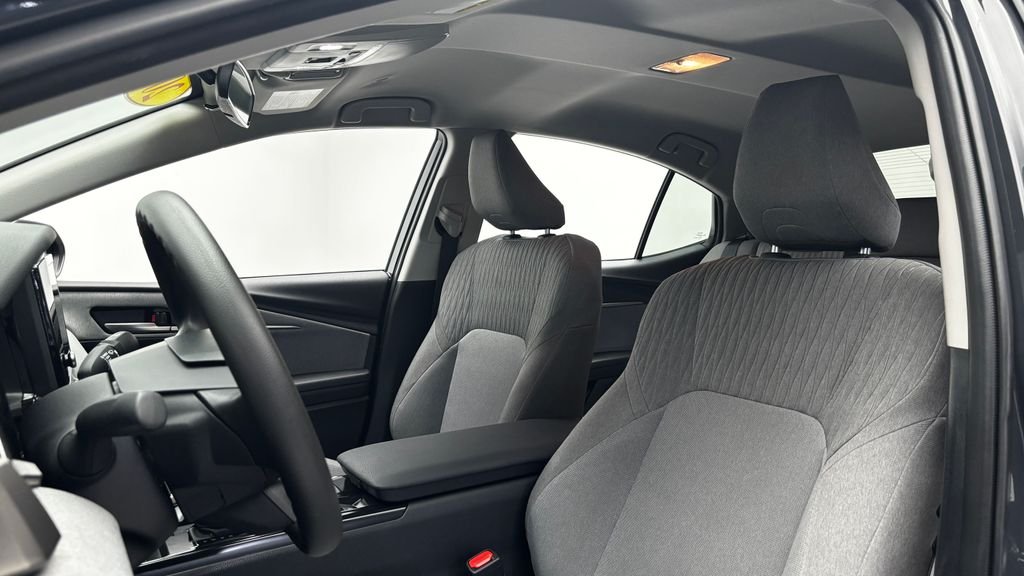Used 2025  Toyota LE image 10