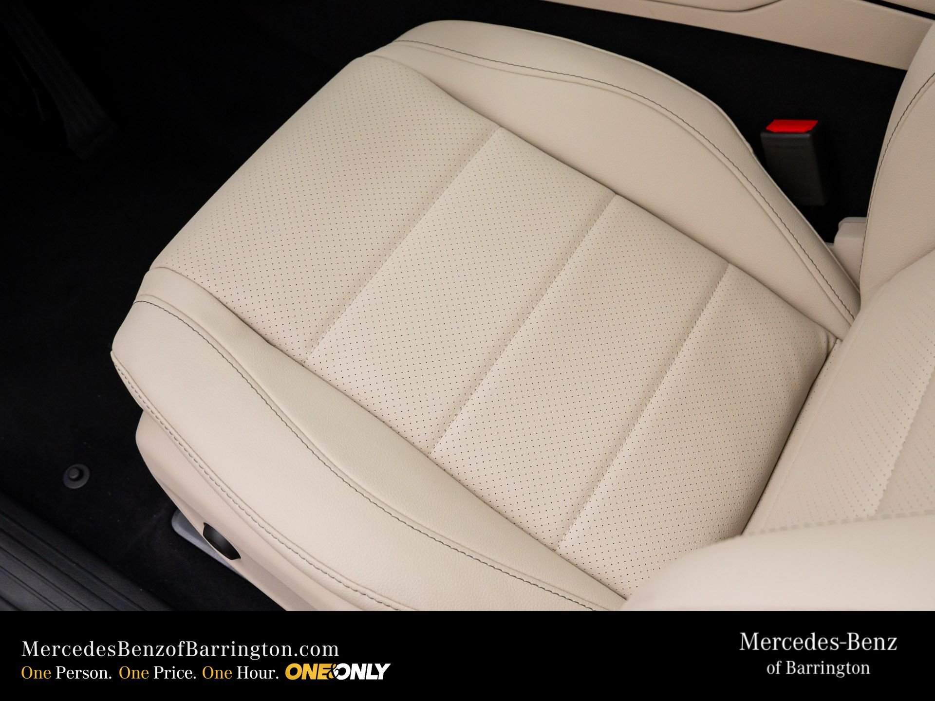 New 2026 Polar White Mercedes-Benz GLE 450 image 17