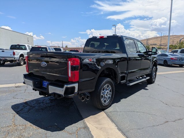 Certified Used 2025 Black Metallic Ford LARIAT image 36