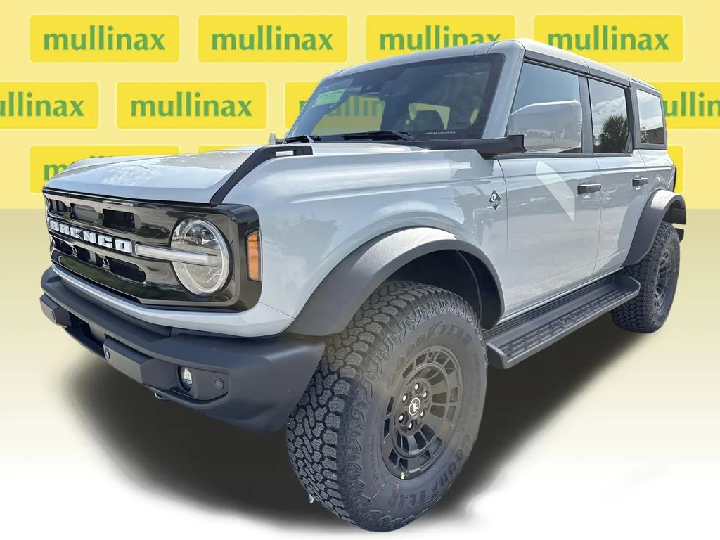 New 2026 White Ford Outer Banks image 17