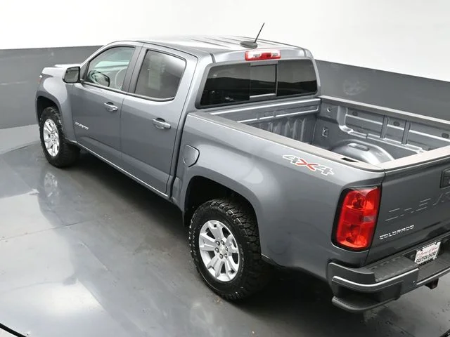 Used 2021 Gray Chevrolet LT image 40