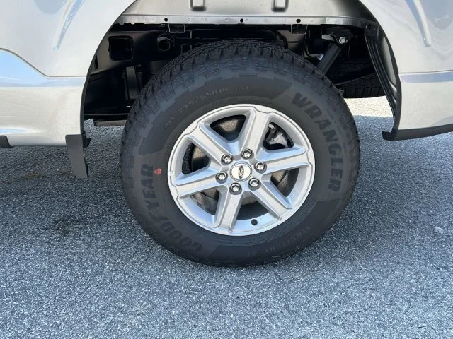 New 2026 Silver Ford Lariat image 7