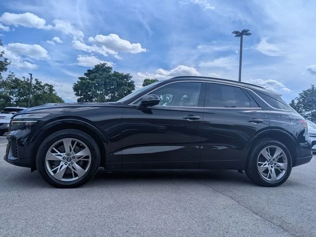 Used 2023 Black Genesis 3.5T Sport Advanced image 4