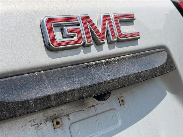 Used 2020 Silver GMC SLE image 18