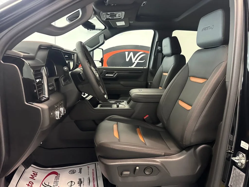 New 2026 Onyx Black GMC AT4 image 9