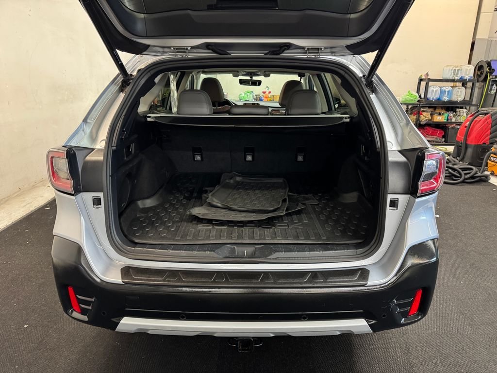 Used 2021 Silver Subaru Limited image 6