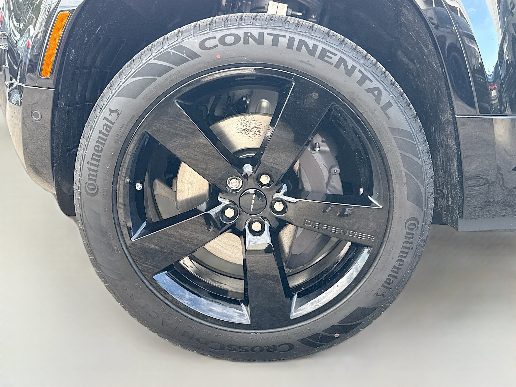 New 2026 Santorini Black Land Rover X-Dynamic SE image 39