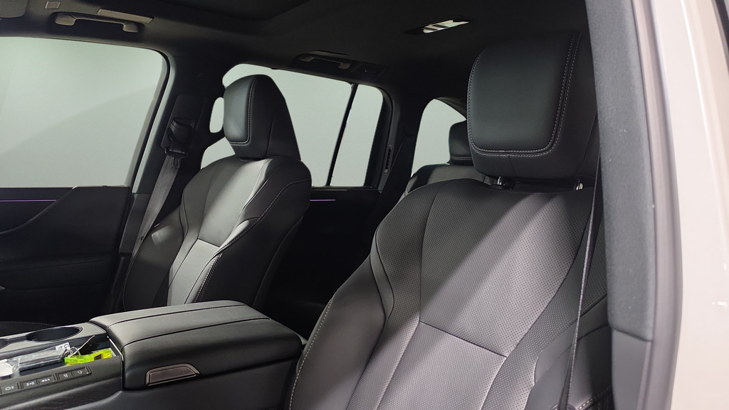 2025 Lexus LX 700h Luxury - Photo 11