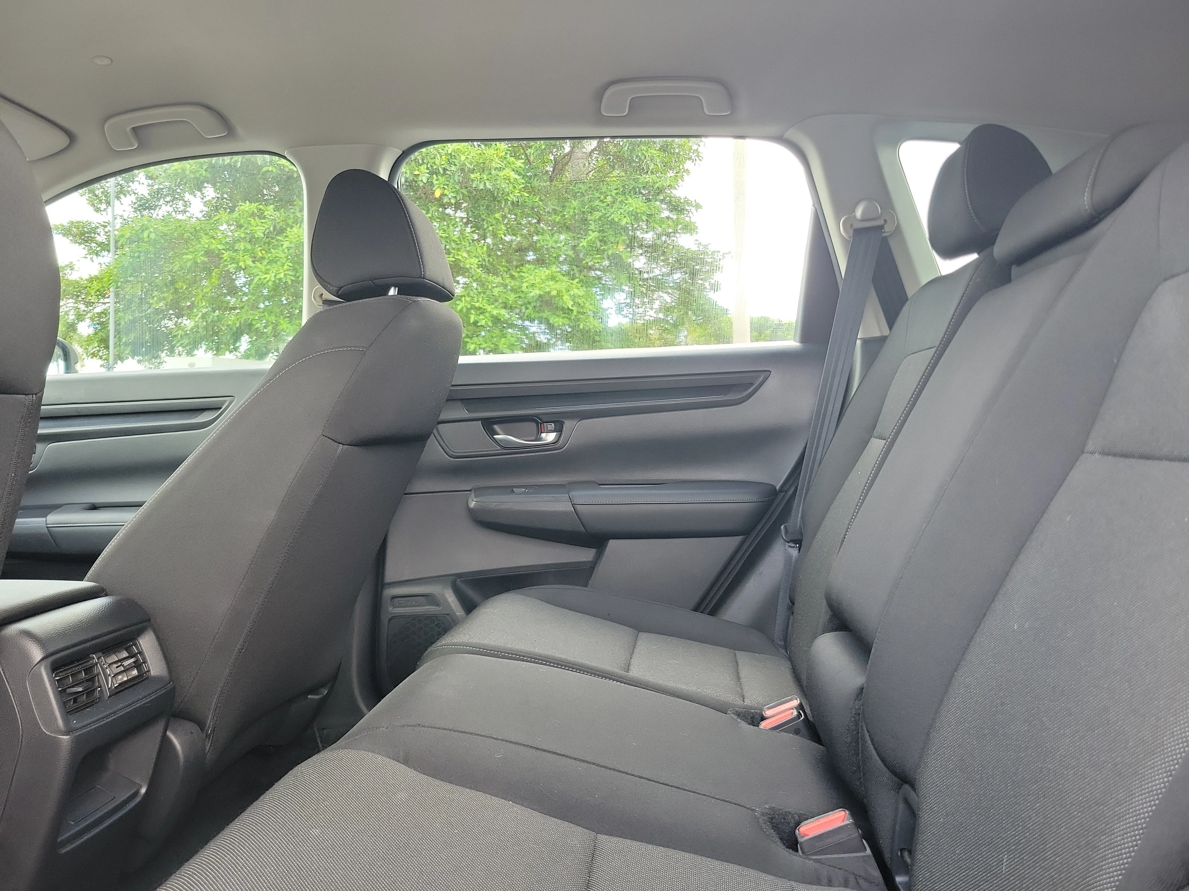 2023 Honda CR-V LX - Photo 10