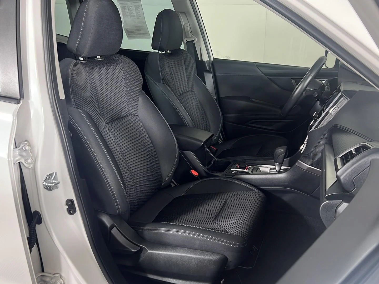 Used 2023 Crystal White Pearl Subaru Premium image 28