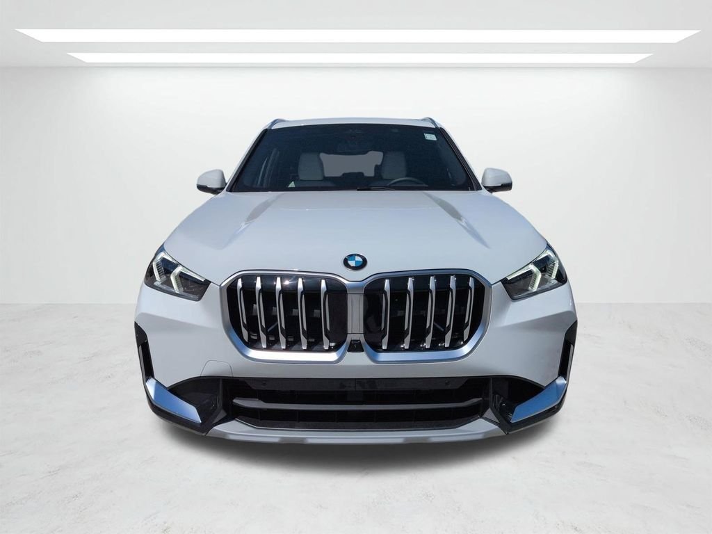 New 2026 Alpine White BMW xDrive28i image 9