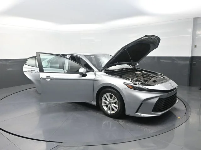 Used 2025 Silver Toyota LE image 38