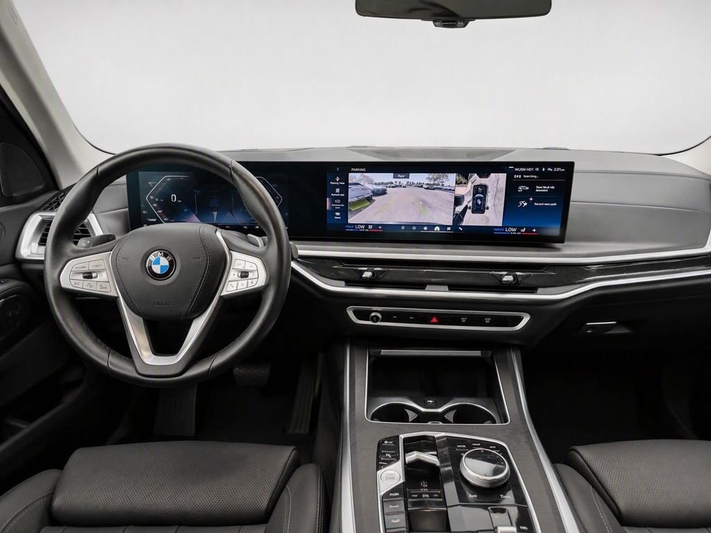 Certified Used 2025 Black Sapphire Metallic BMW xDrive40i image 34