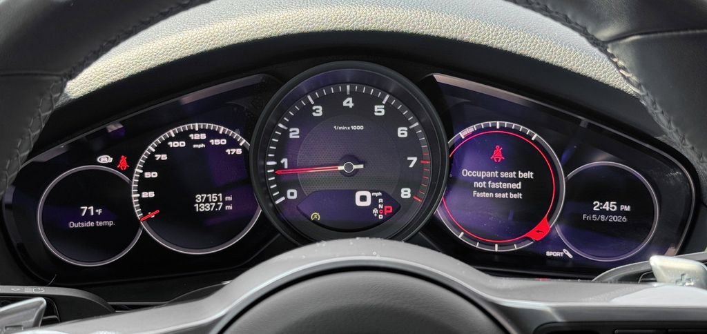 Used 2023 White Porsche Base image 18