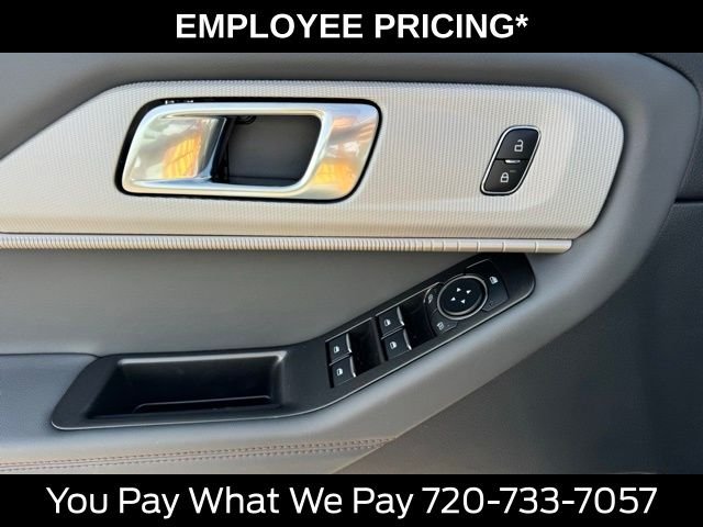 New 2026 Star White Metallic Tri-Coat Ford Active image 11