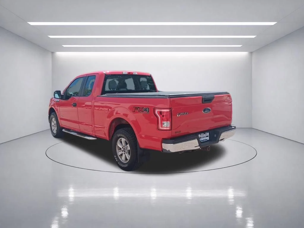 Used 2016 Race Red Ford XL image 4