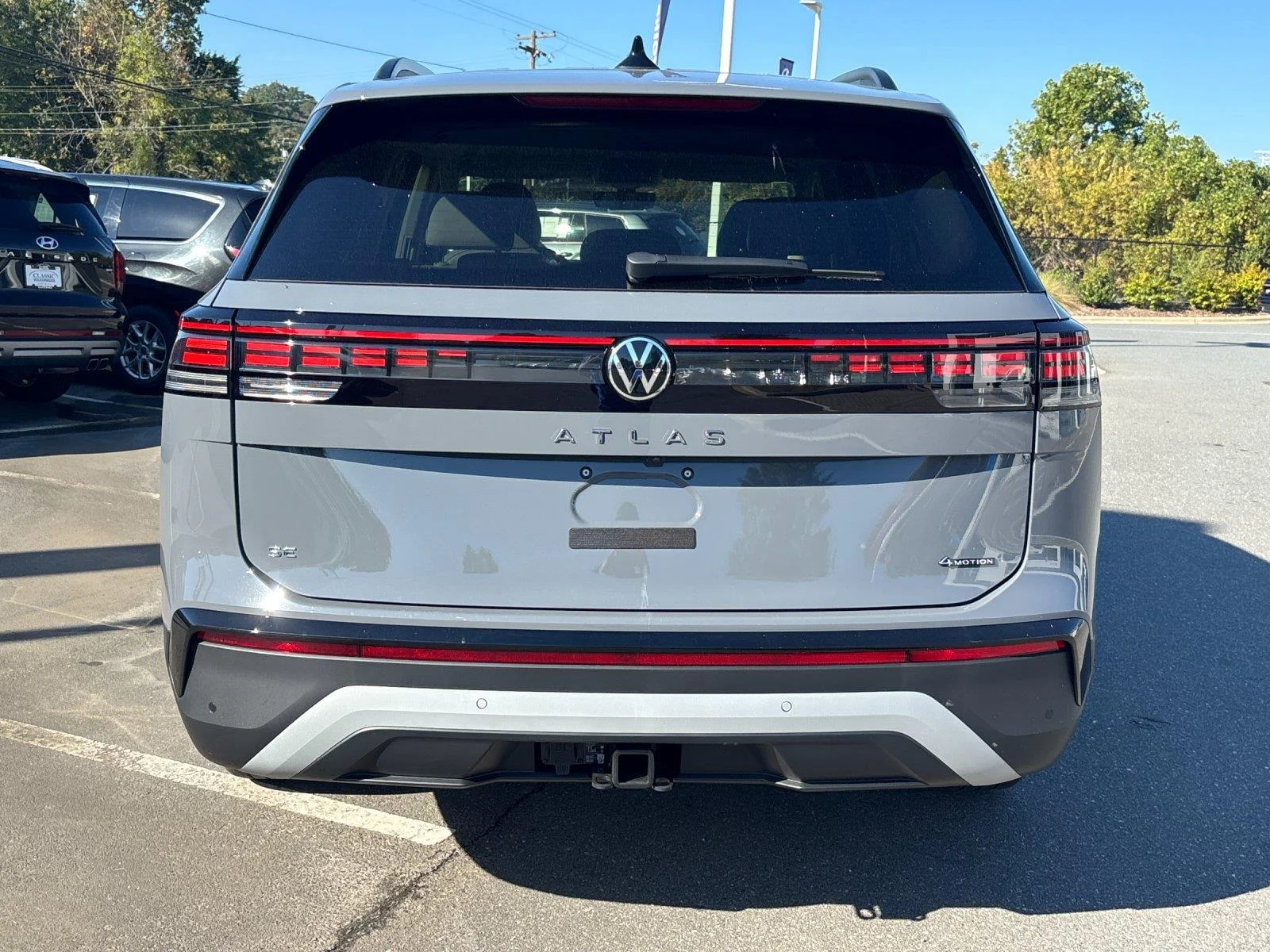 New 2027 Pure Gray Volkswagen SE w/Technology image 4