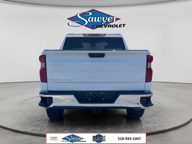 Used 2023 SUMMIT WHITE Chevrolet LT image 4