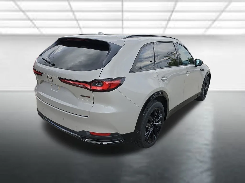 Used 2026 Silver Mazda 3.3 Turbo S Premium image 8