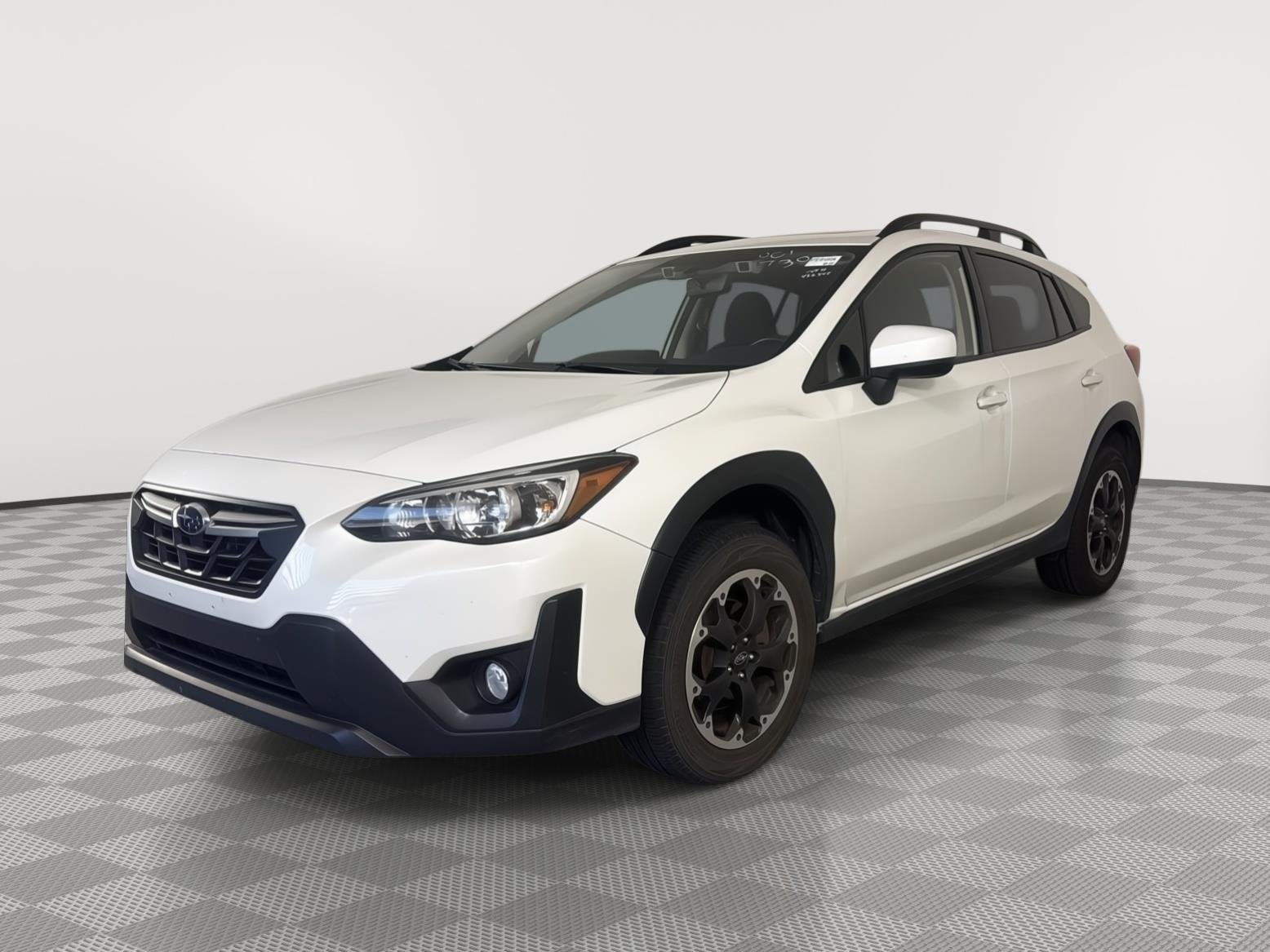 Used 2023 Crystal White Pearl Subaru Premium image 3