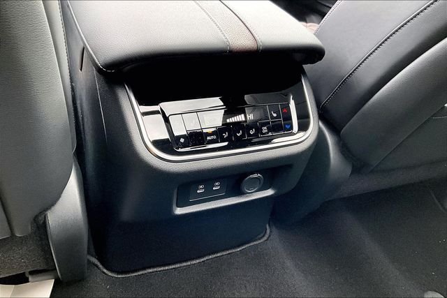 New 2026 Nissan Armada Platinum 4D Sport Utility