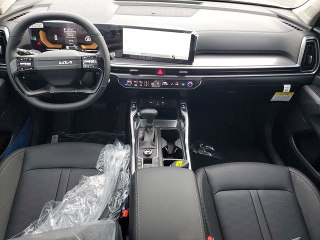 New 2026 Ivory Kia EX image 16