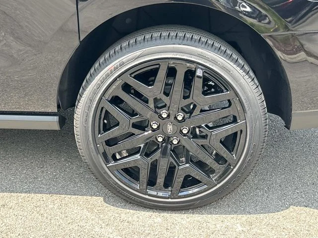 New 2027 Black Ford Platinum image 13