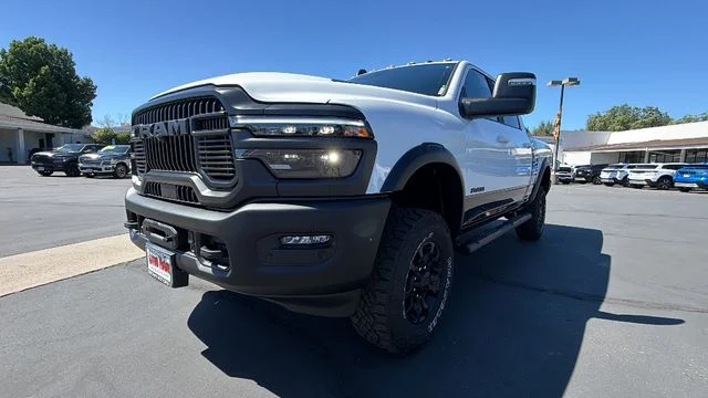 New 2026 Bright White Clear-Coat Exterior Paint RAM Power Wagon image 9