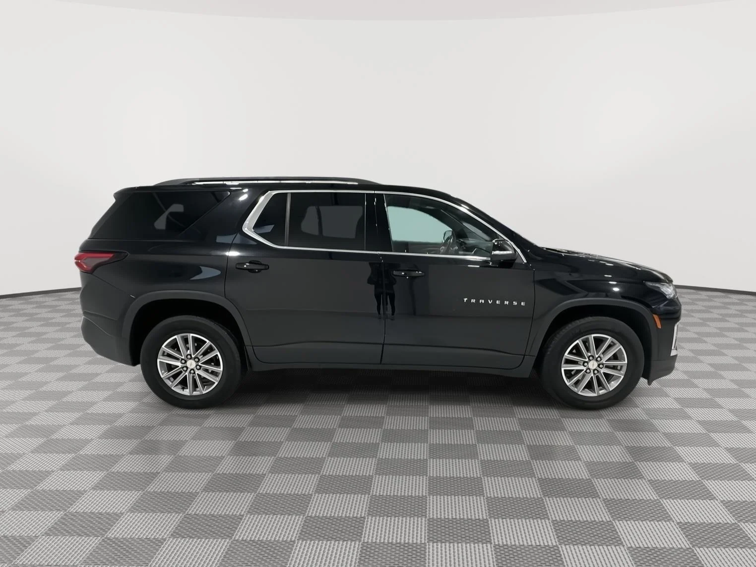 Used 2022 Mosaic Black Metallic Chevrolet LT Cloth image 6