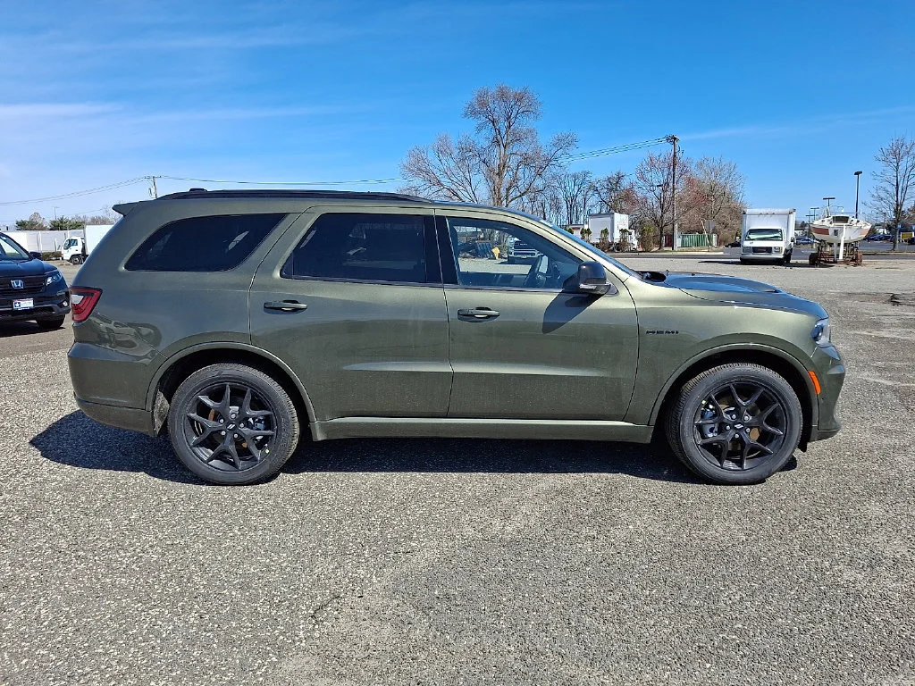 New 2026 Green Machine Exterior Paint Dodge GT Plus HEMI V8 image 9