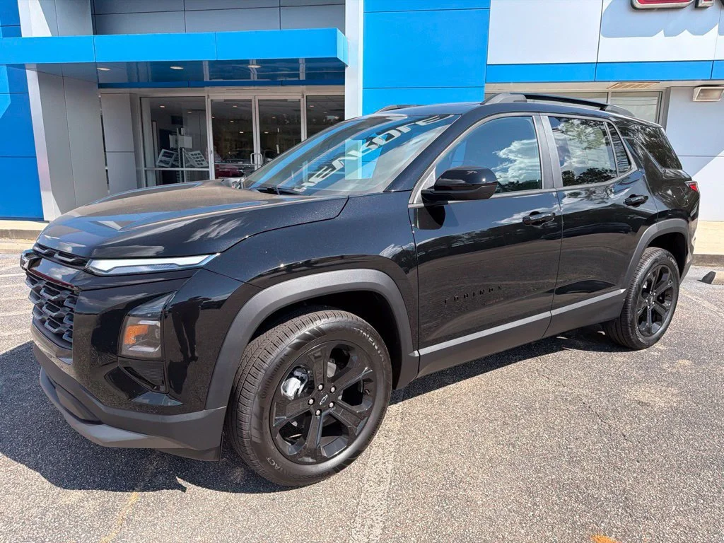 New 2027 Mosaic Black Metallic Chevrolet LT image 33