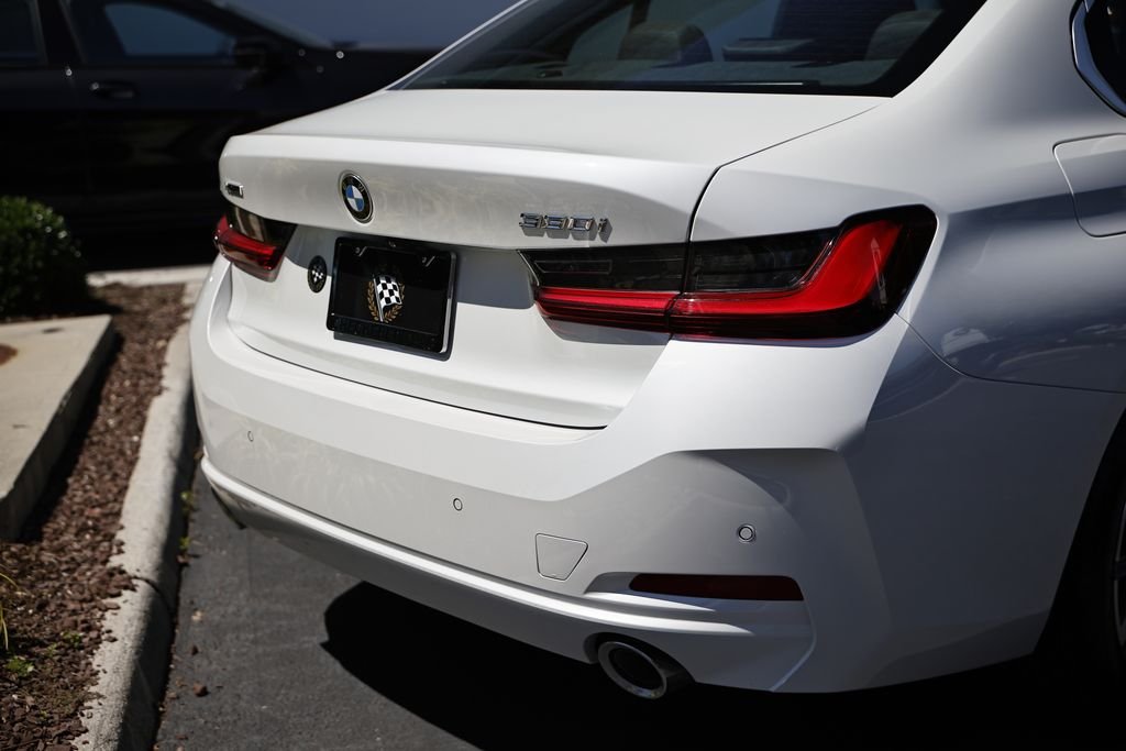 Used 2026 Mineral White Metallic BMW 330i xDrive image 6
