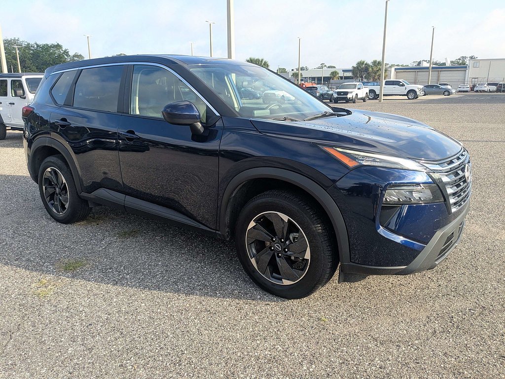 2025 Nissan Rogue SV - Photo 2