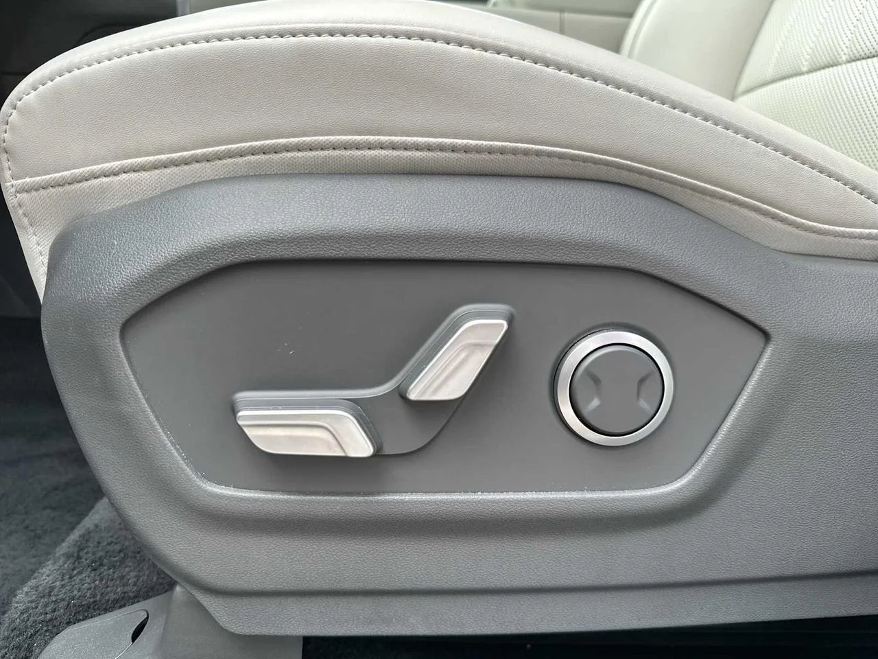 2026 Hyundai Santa Fe SEL - Photo 10