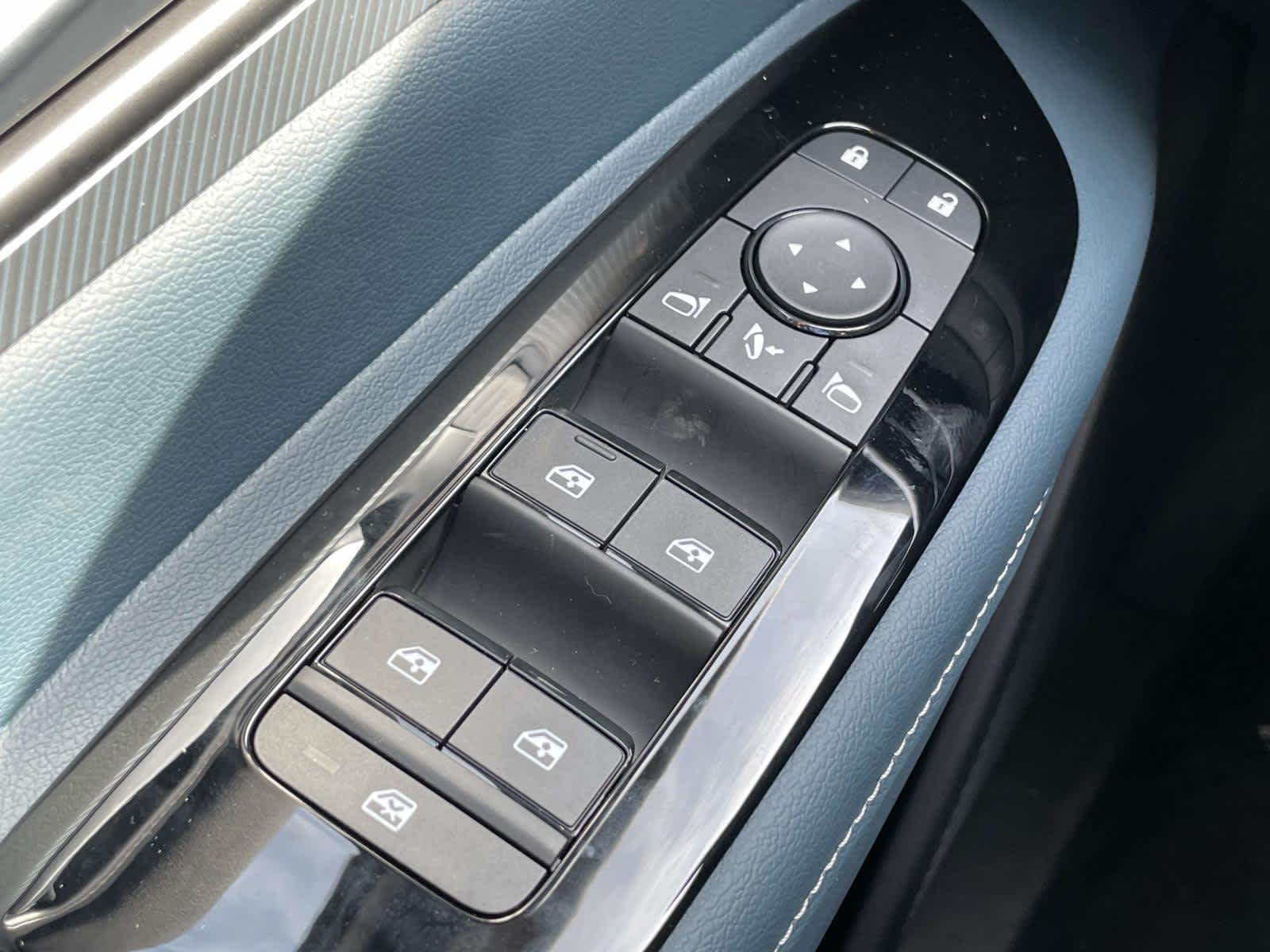 New 2026 Gun Metallic Nissan Platinum image 34