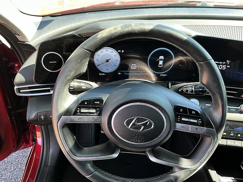 Used 2023 Ultimate Red Hyundai SEL image 14