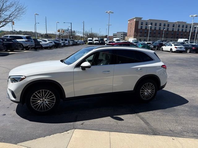 New 2026 Polar White Mercedes-Benz GLC 300 image 14