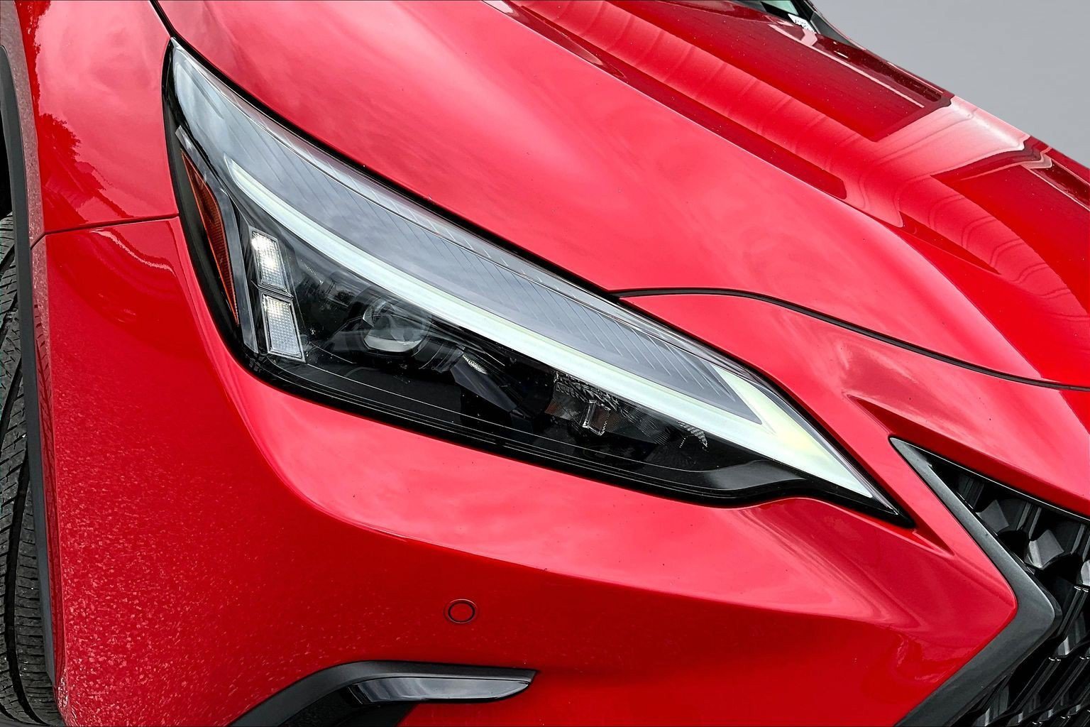 Used 2024 Red Lexus 350h Premium image 29