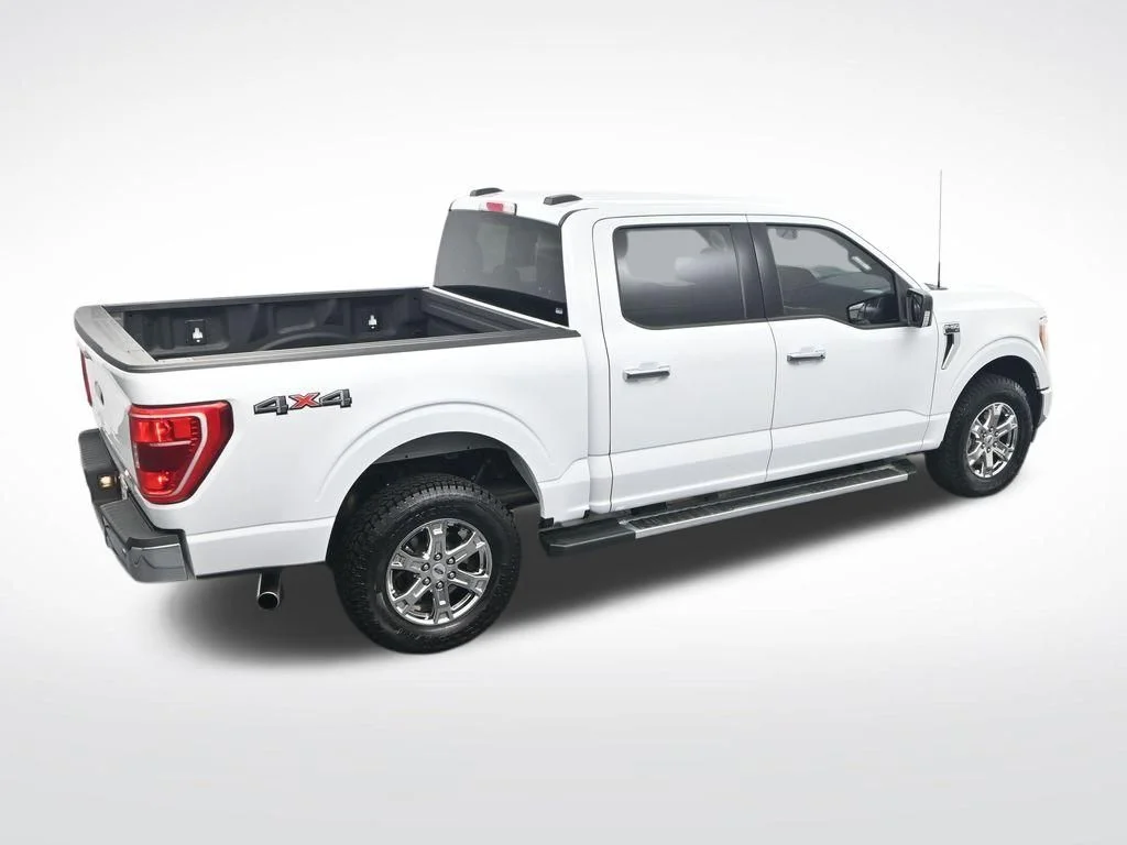 Used 2022 White Ford XLT image 27
