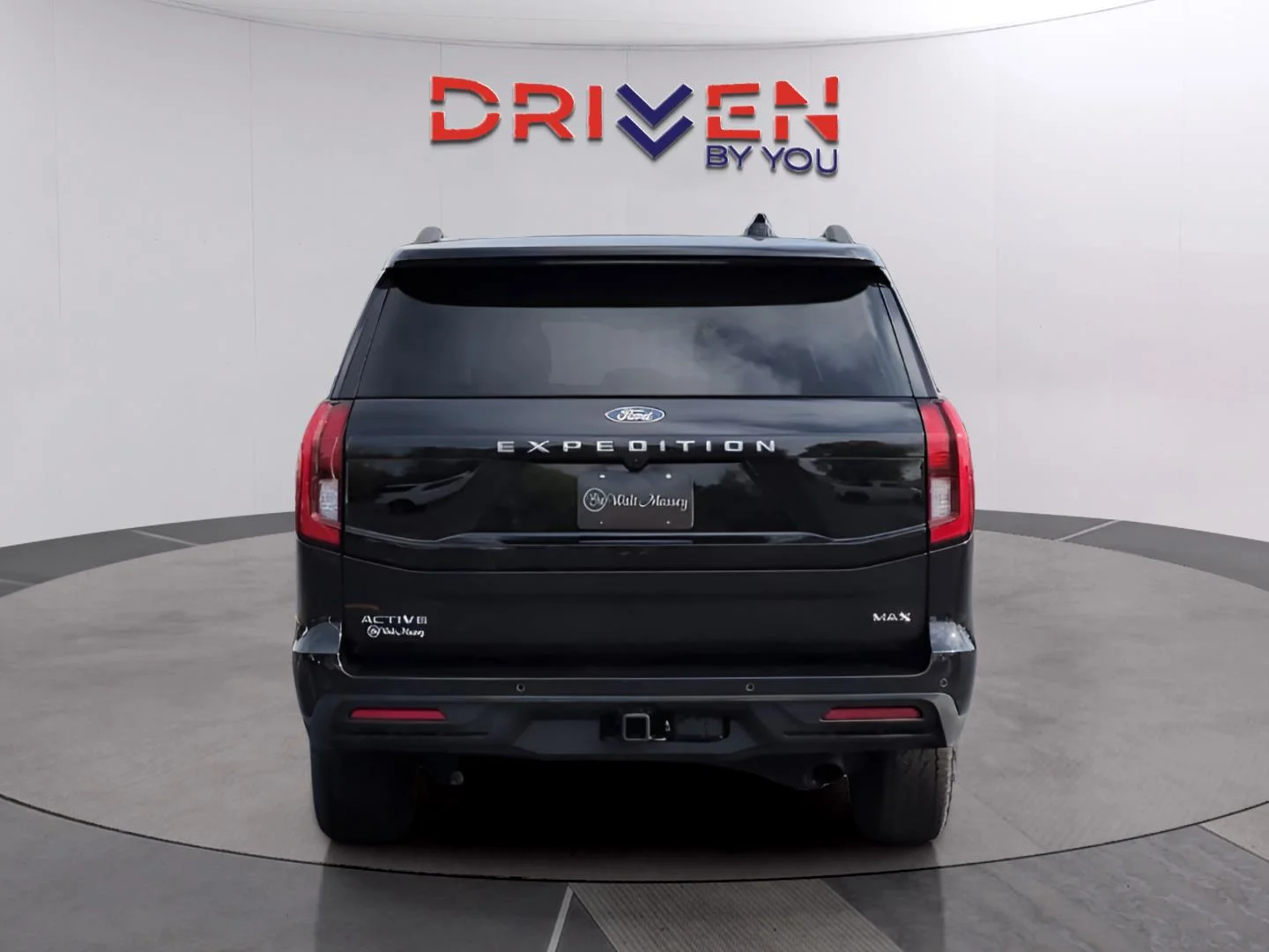 Used 2025 Agate Black Ford Active image 4