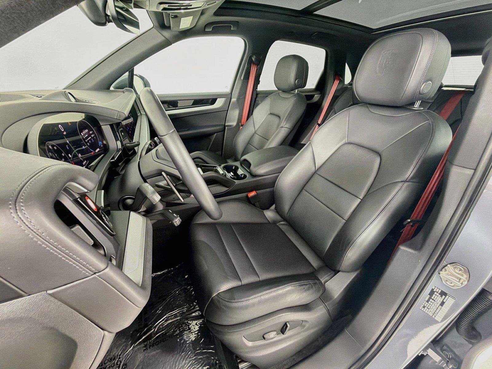 Used 2024 Arctic Grey Porsche S image 5