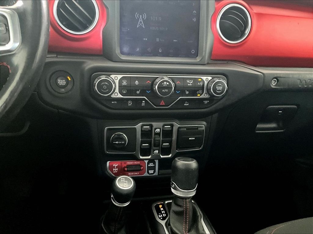 Used 2021 Black Jeep Unlimited Rubicon image 19