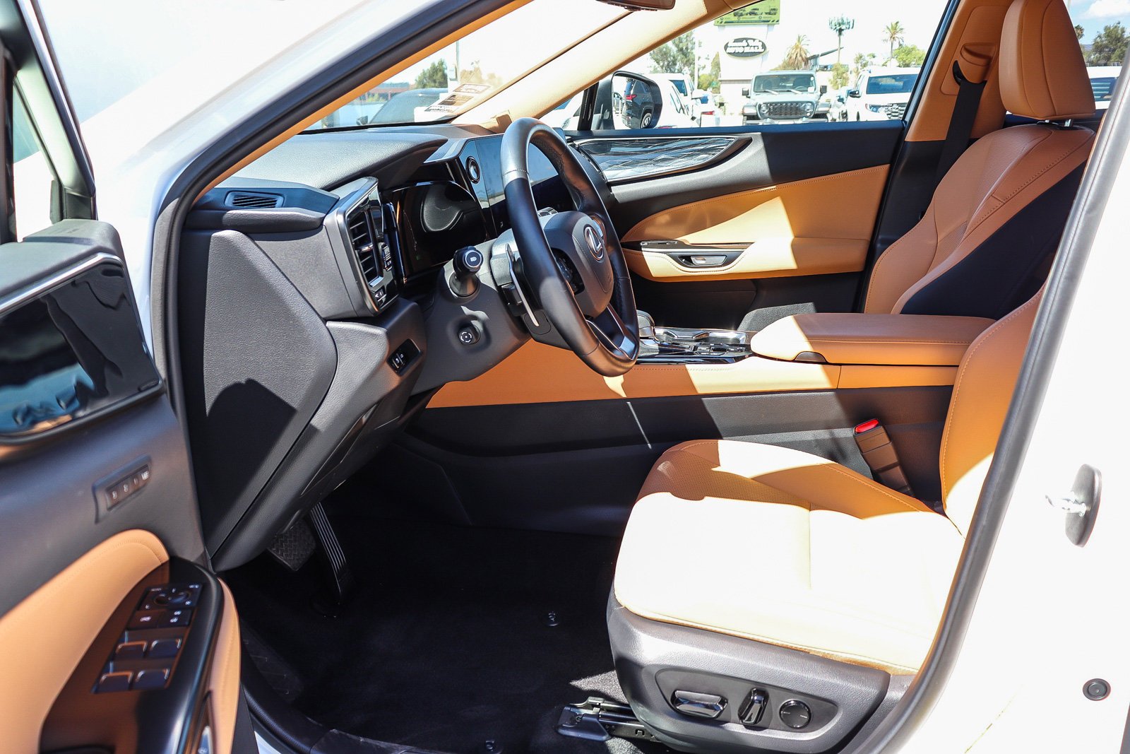 Certified Used 2026 White Lexus 350h Premium image 15