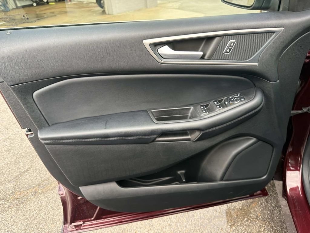 Used 2024 Red Ford SEL image 18