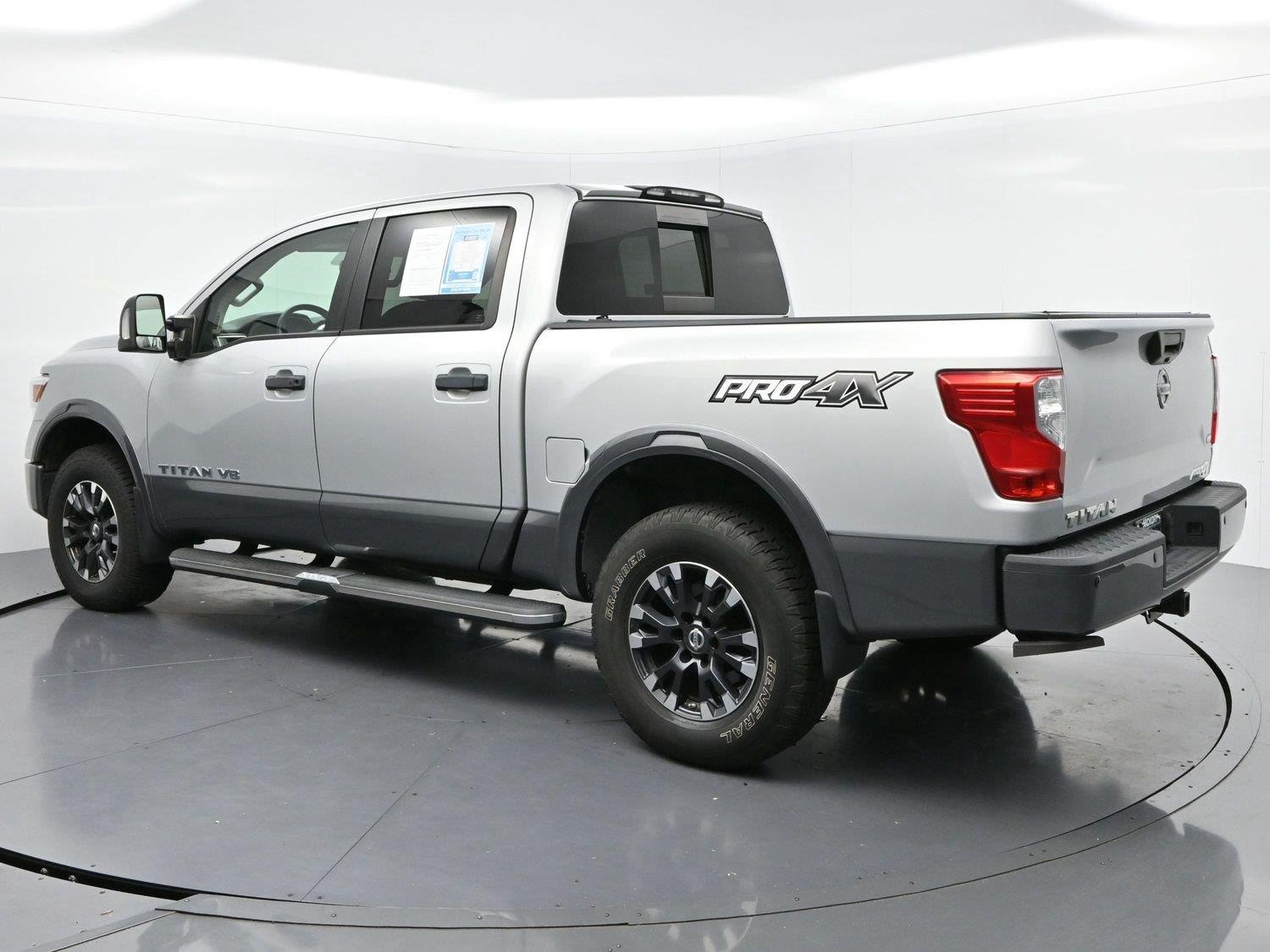 Used 2018 Brilliant Silver Nissan PRO-4X image 5