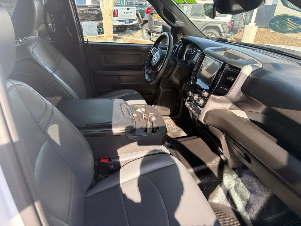 2025 RAM 2500 Tradesman - Photo 11