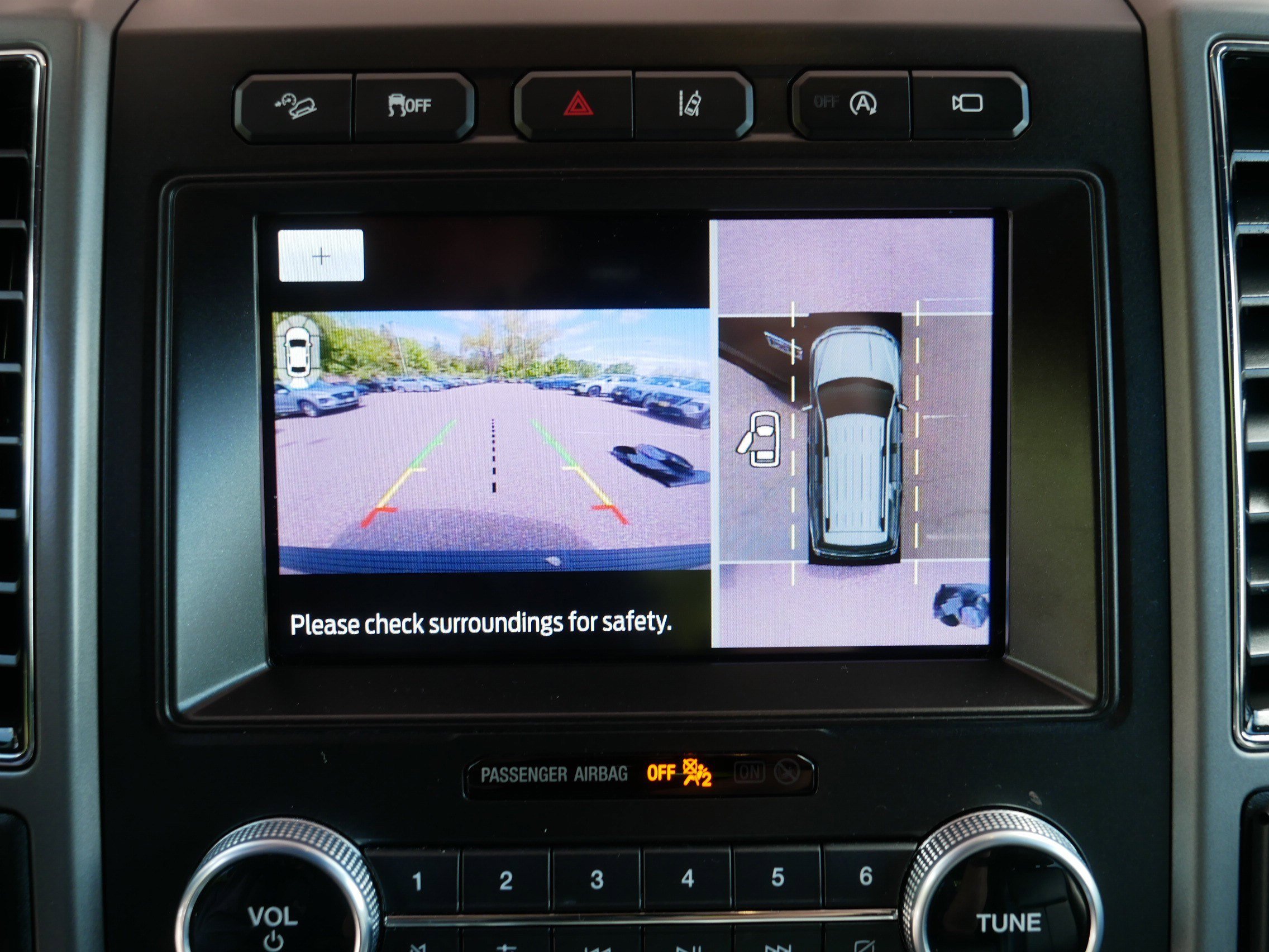 Used 2021 Agate Black Metallic Ford XLT image 27